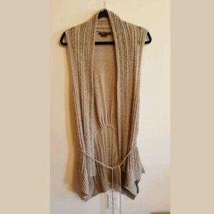 BCBGMaxAzria Taupe Sweater Vest...M